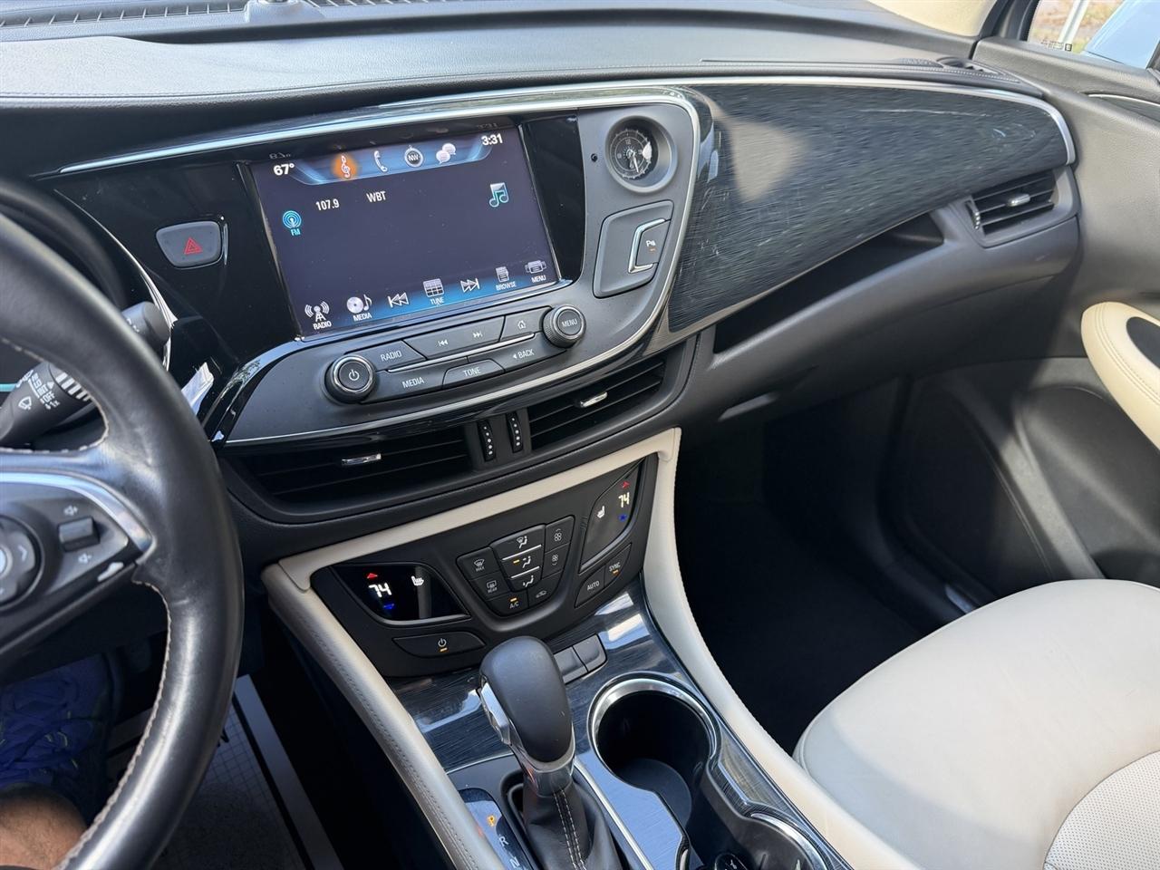 Buick Envision Essense 2018