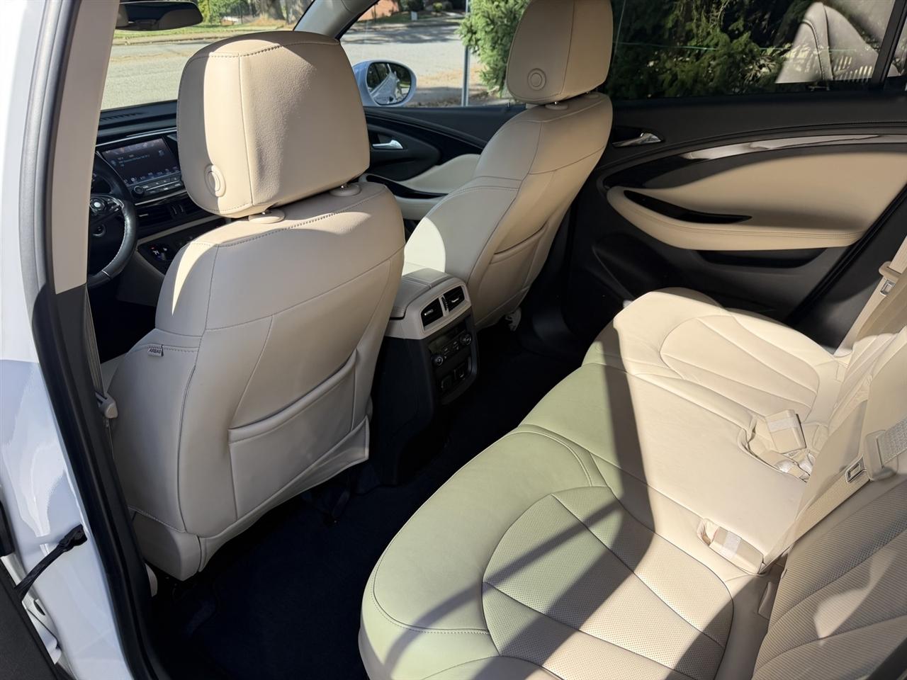 Buick Envision Essense 2018