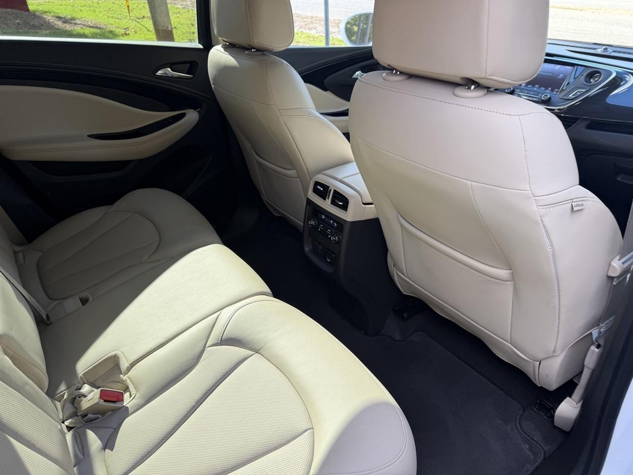Buick Envision Essense 2018