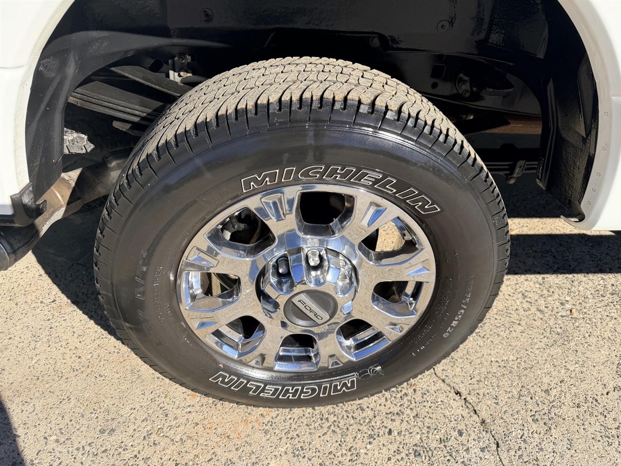 Ford F-350 SD Lariat Crew Cab Long Bed 4WD 2021