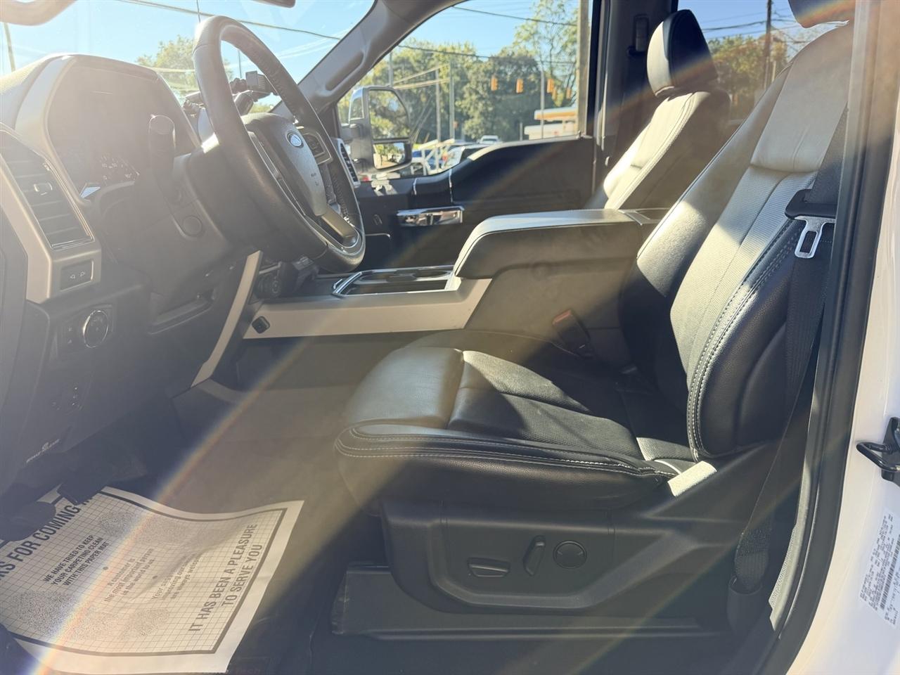 Ford F-350 SD Lariat Crew Cab Long Bed 4WD 2021