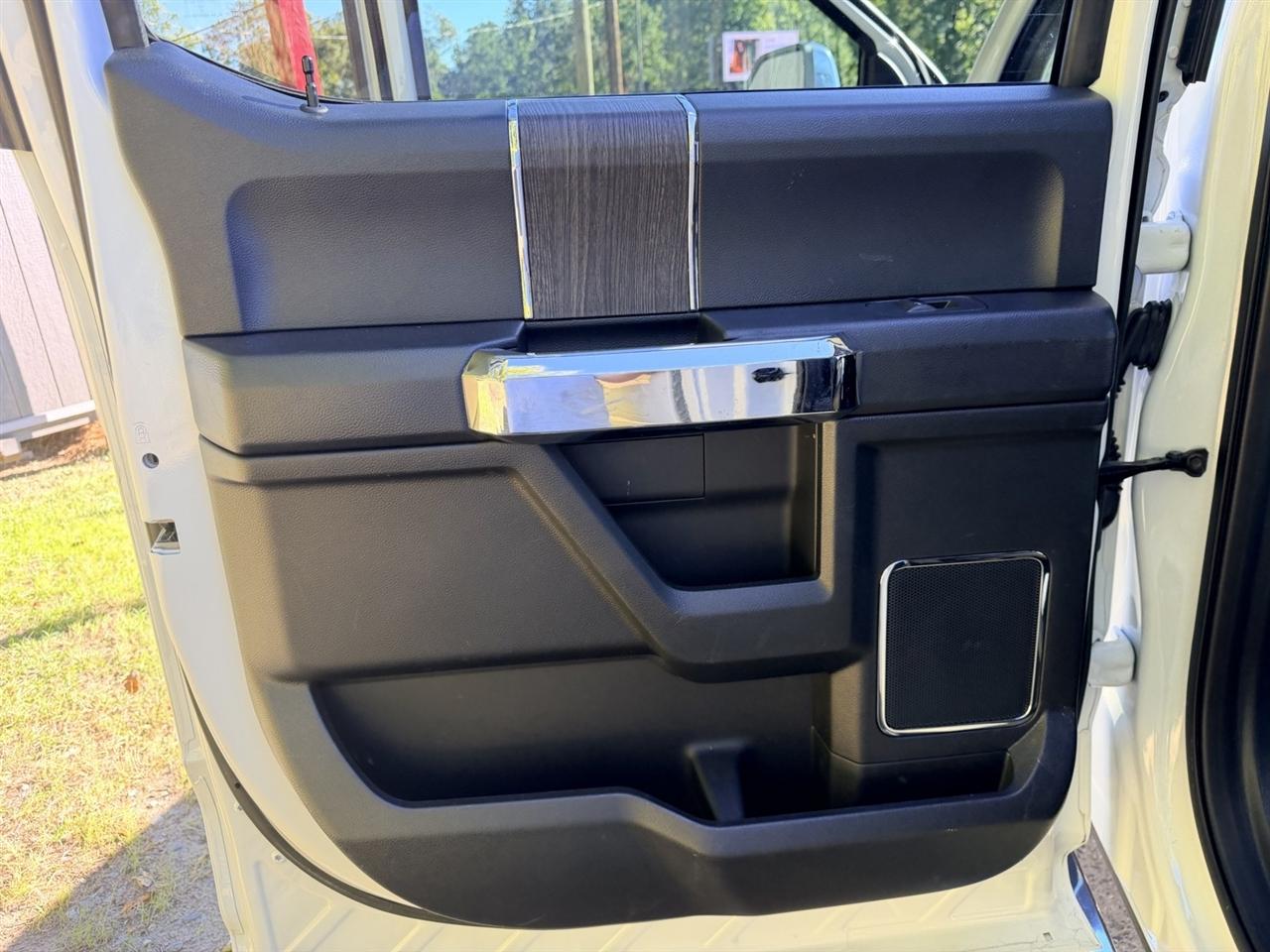 Ford F-350 SD Lariat Crew Cab Long Bed 4WD 2021
