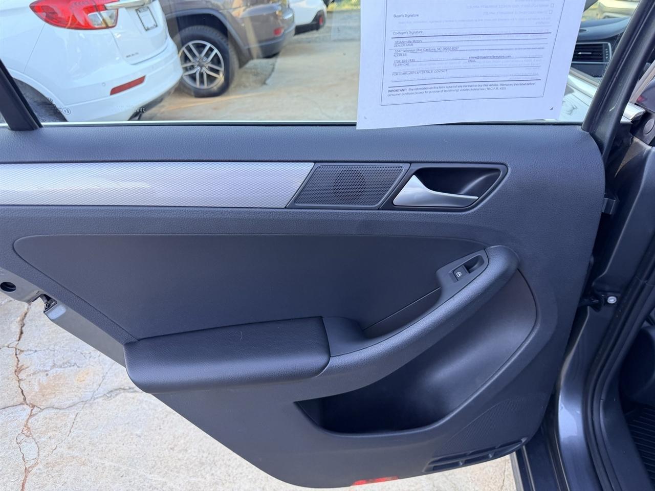 Volkswagen Jetta SE Auto 2017