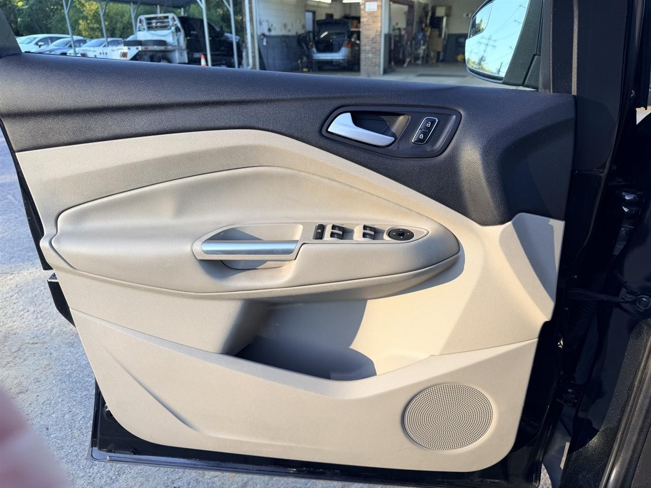 Ford Escape SE FWD 2013