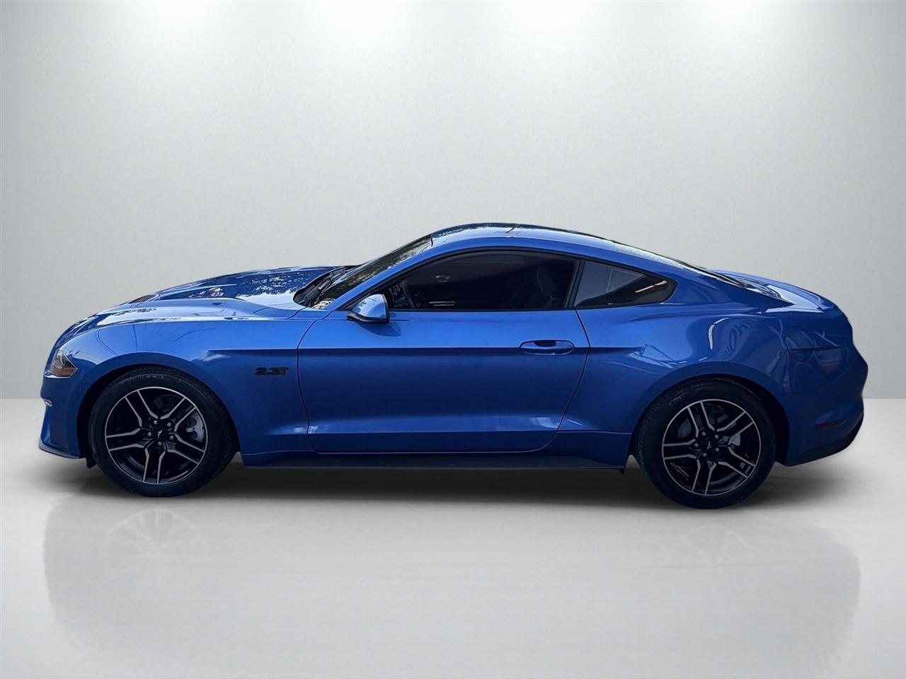 Ford Mustang EcoBoost Coupe 2020