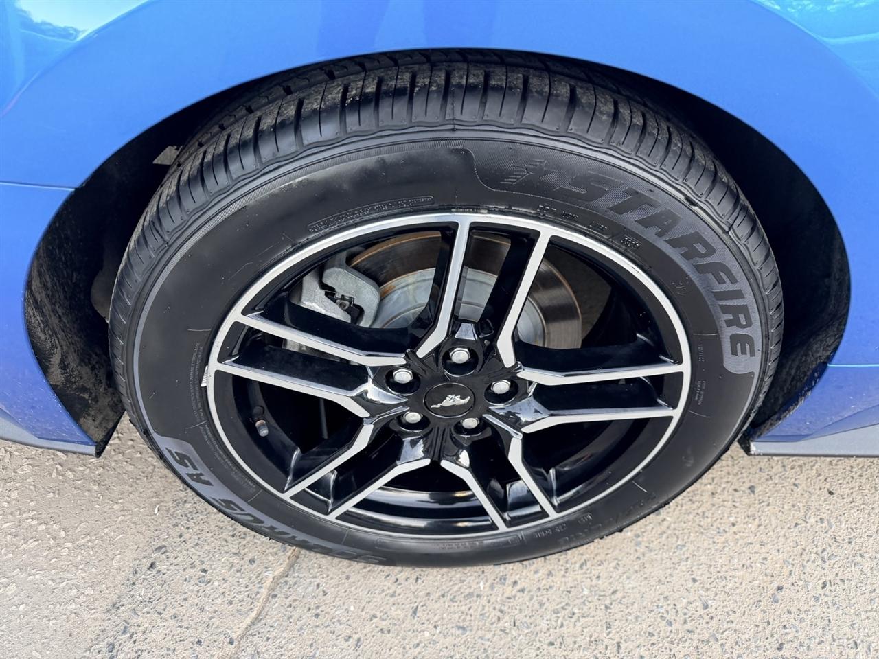 Ford Mustang EcoBoost Coupe 2020