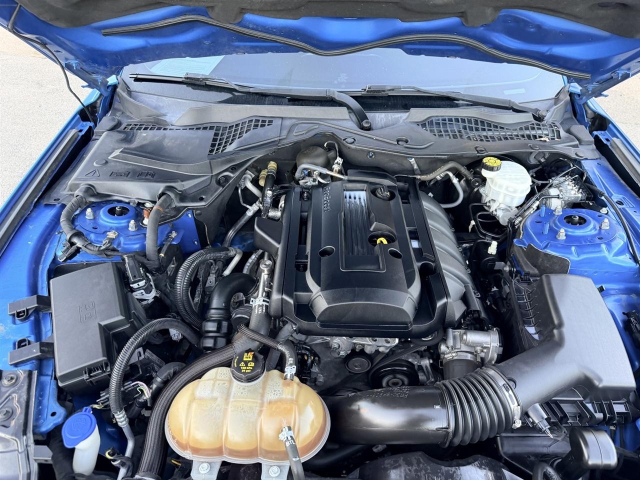 Ford Mustang EcoBoost Coupe 2020