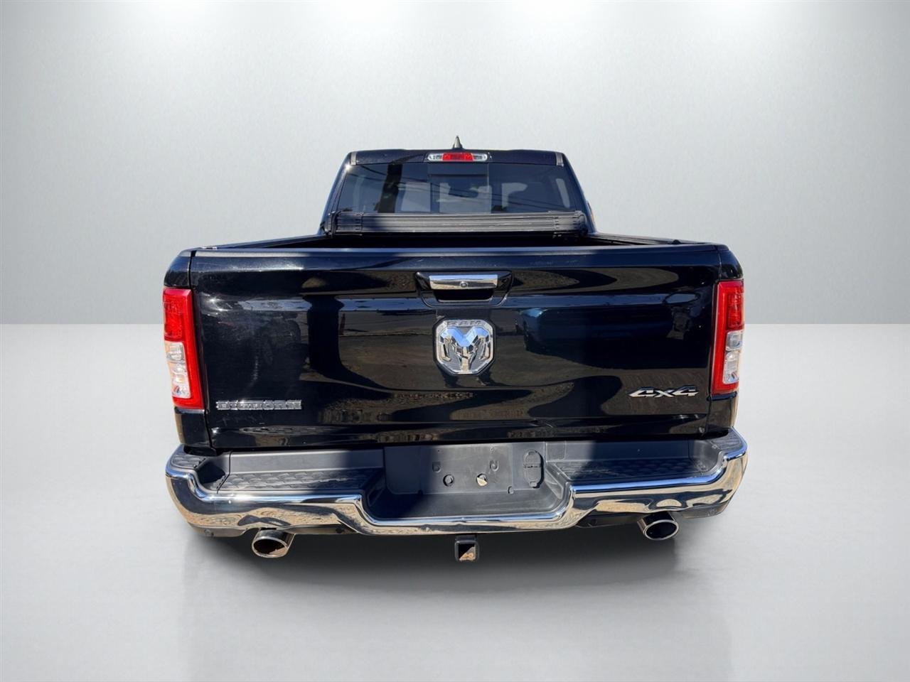 RAM 1500 Big Horn Crew Cab SWB 4WD 2020