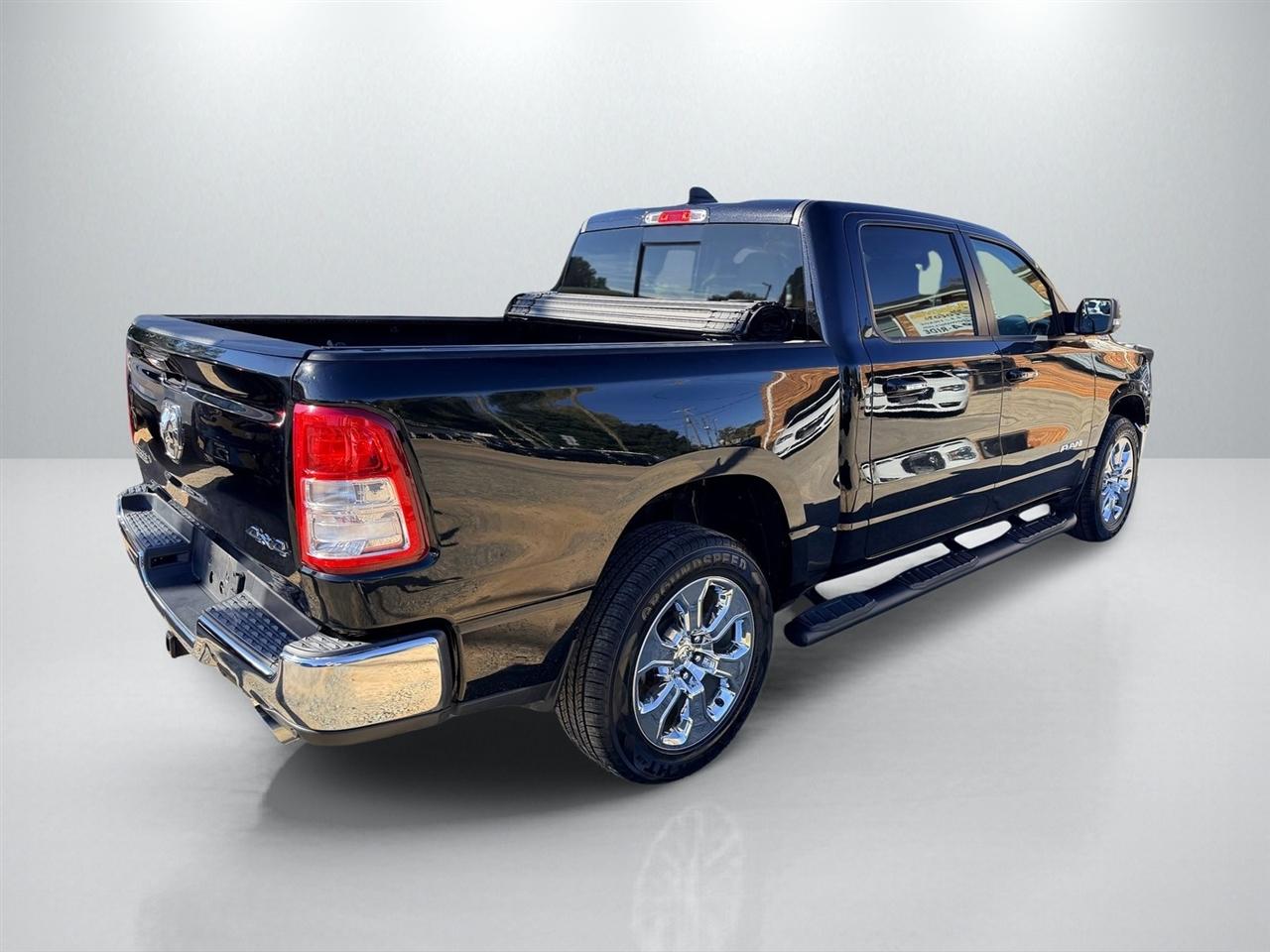 RAM 1500 Big Horn Crew Cab SWB 4WD 2020