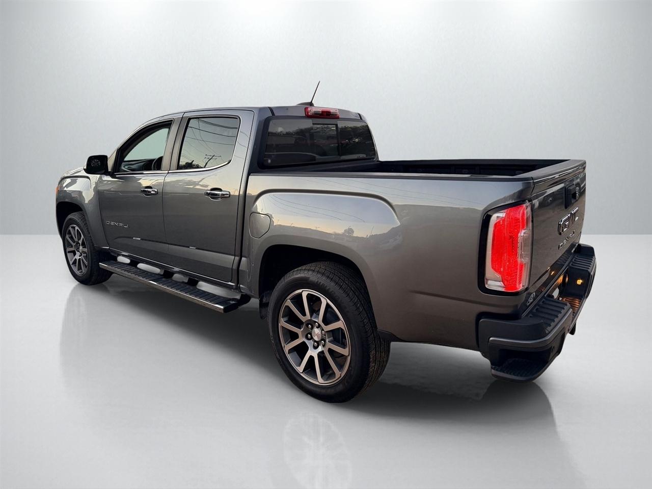 GMC Canyon Denali Crew Cab 4WD 2022