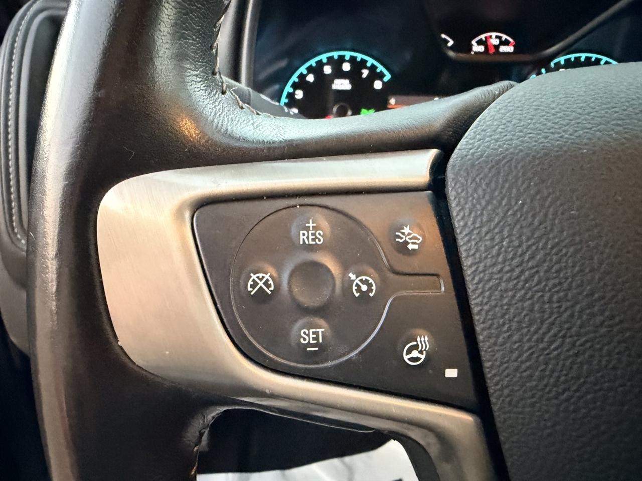 GMC Canyon Denali Crew Cab 4WD 2022