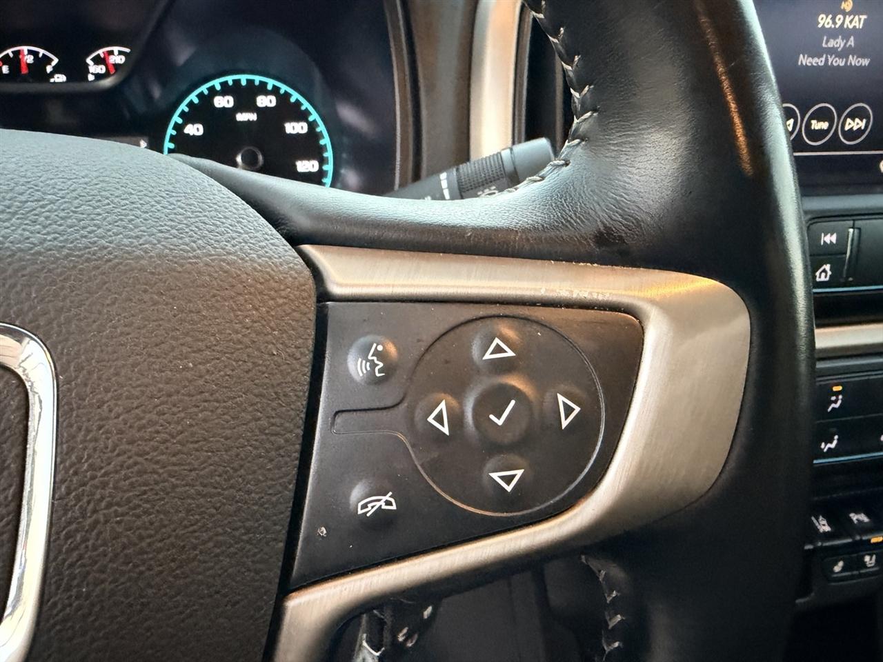 GMC Canyon Denali Crew Cab 4WD 2022