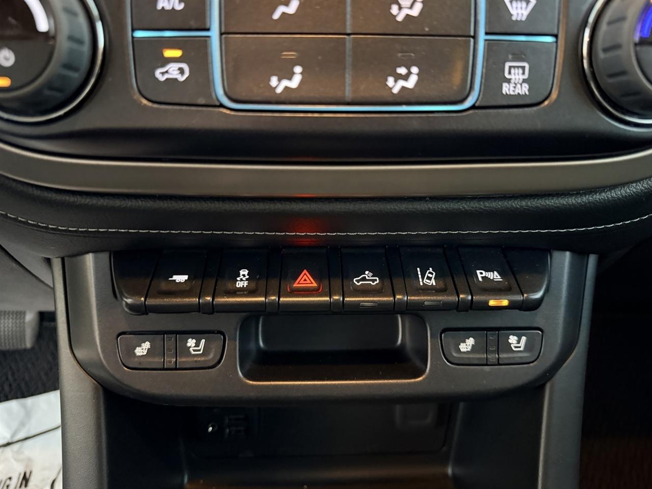 GMC Canyon Denali Crew Cab 4WD 2022