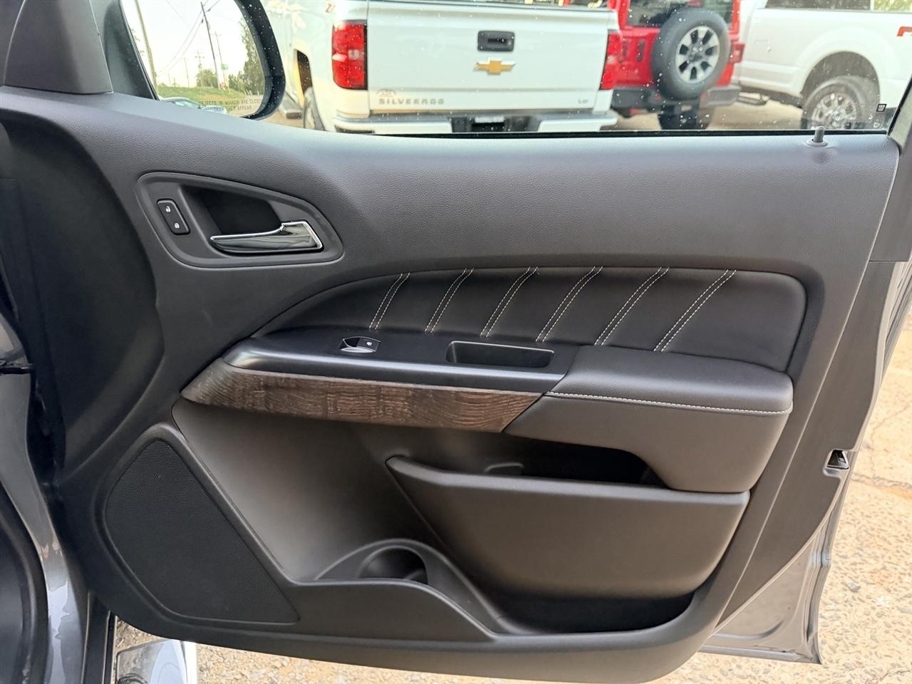 GMC Canyon Denali Crew Cab 4WD 2022