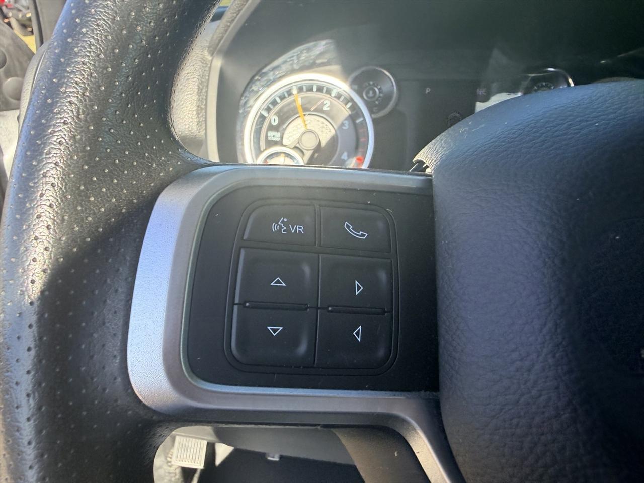 RAM 2500 Big Horn 4x2 Crew Cab 6'4" Box 2019