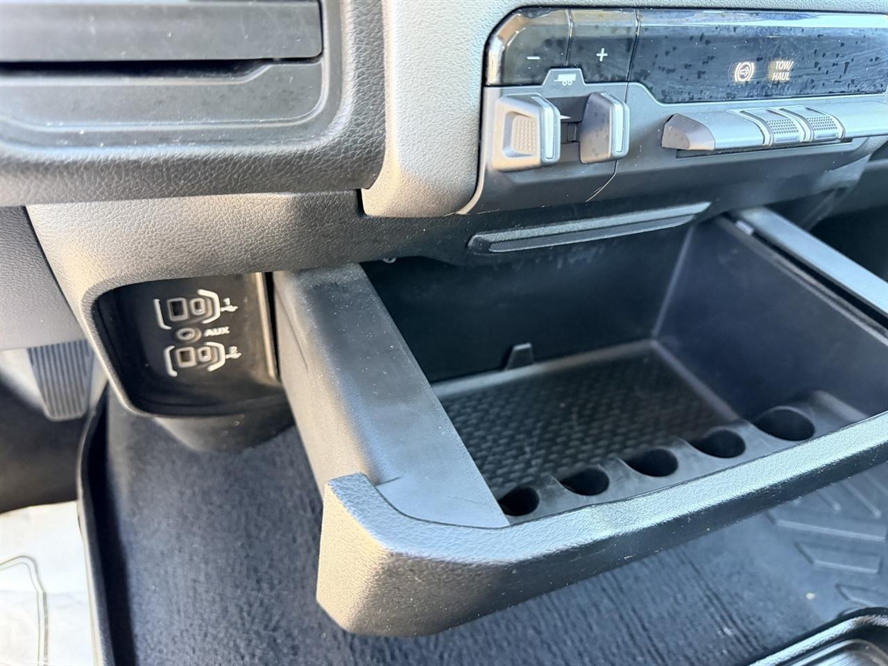 RAM 2500 Big Horn 4x2 Crew Cab 6'4" Box 2019