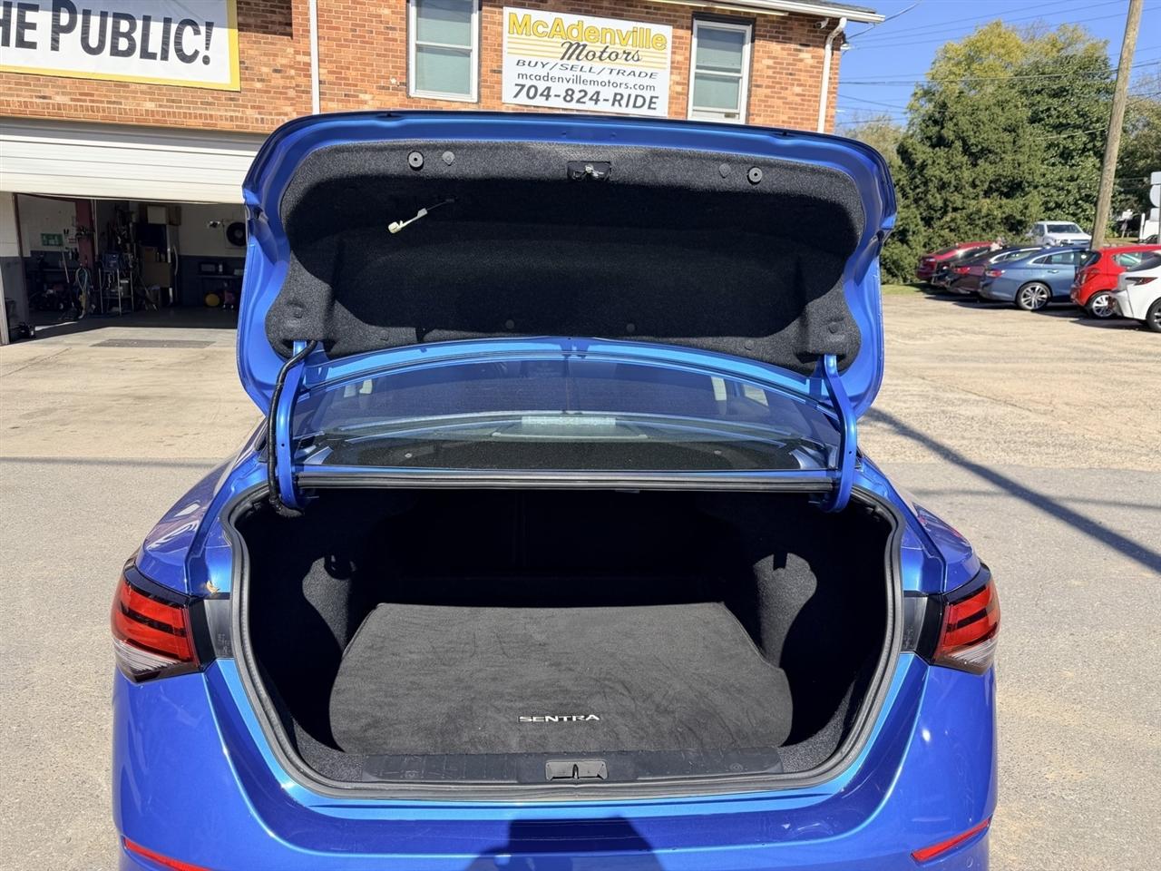 Nissan Sentra SV 2022