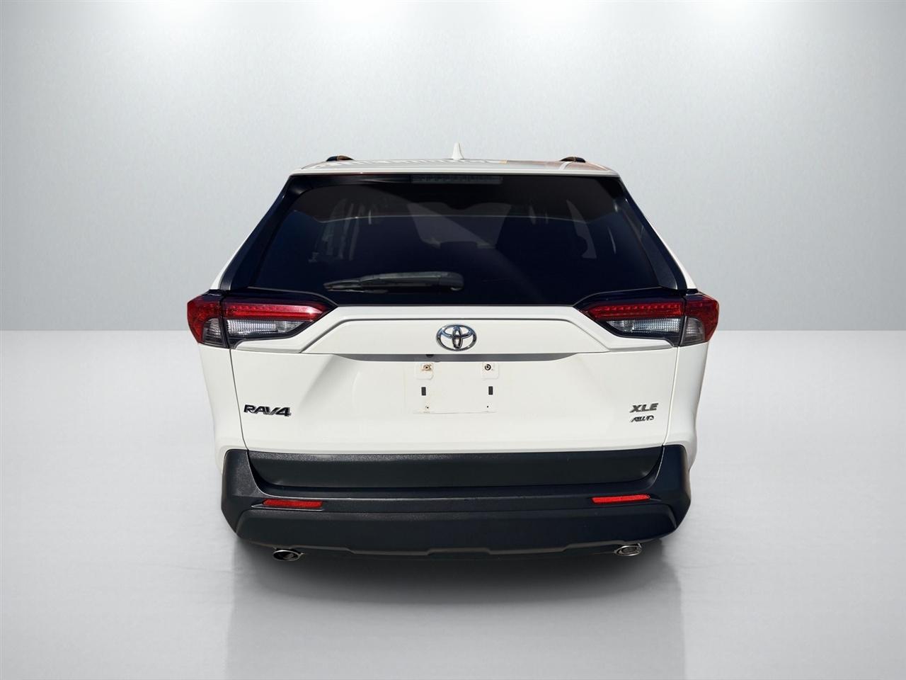Toyota RAV4 XLE AWD 2019