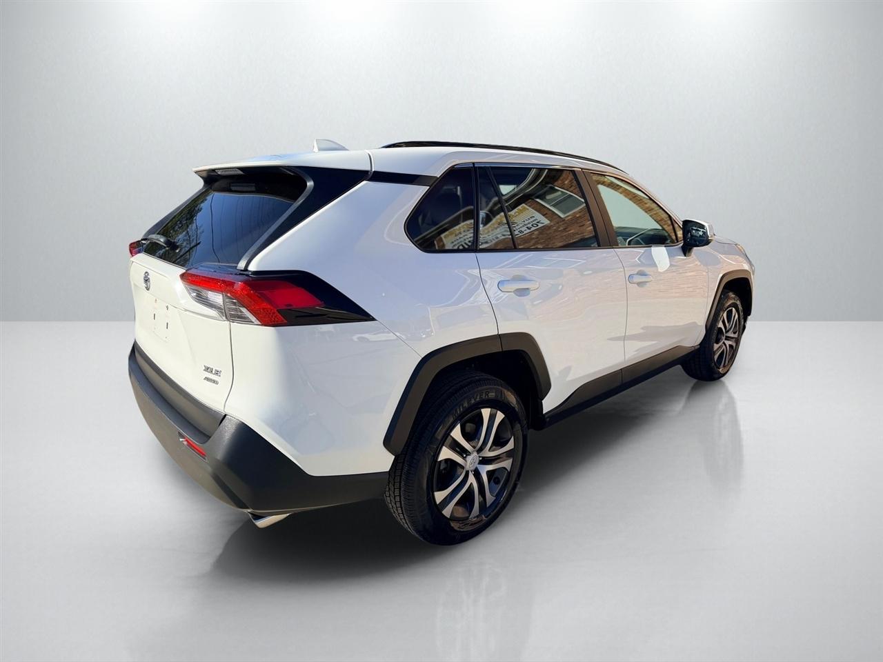 Toyota RAV4 XLE AWD 2019