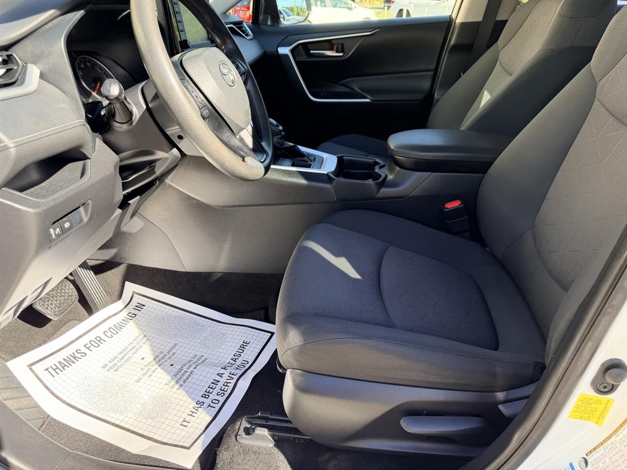 Toyota RAV4 XLE AWD 2019