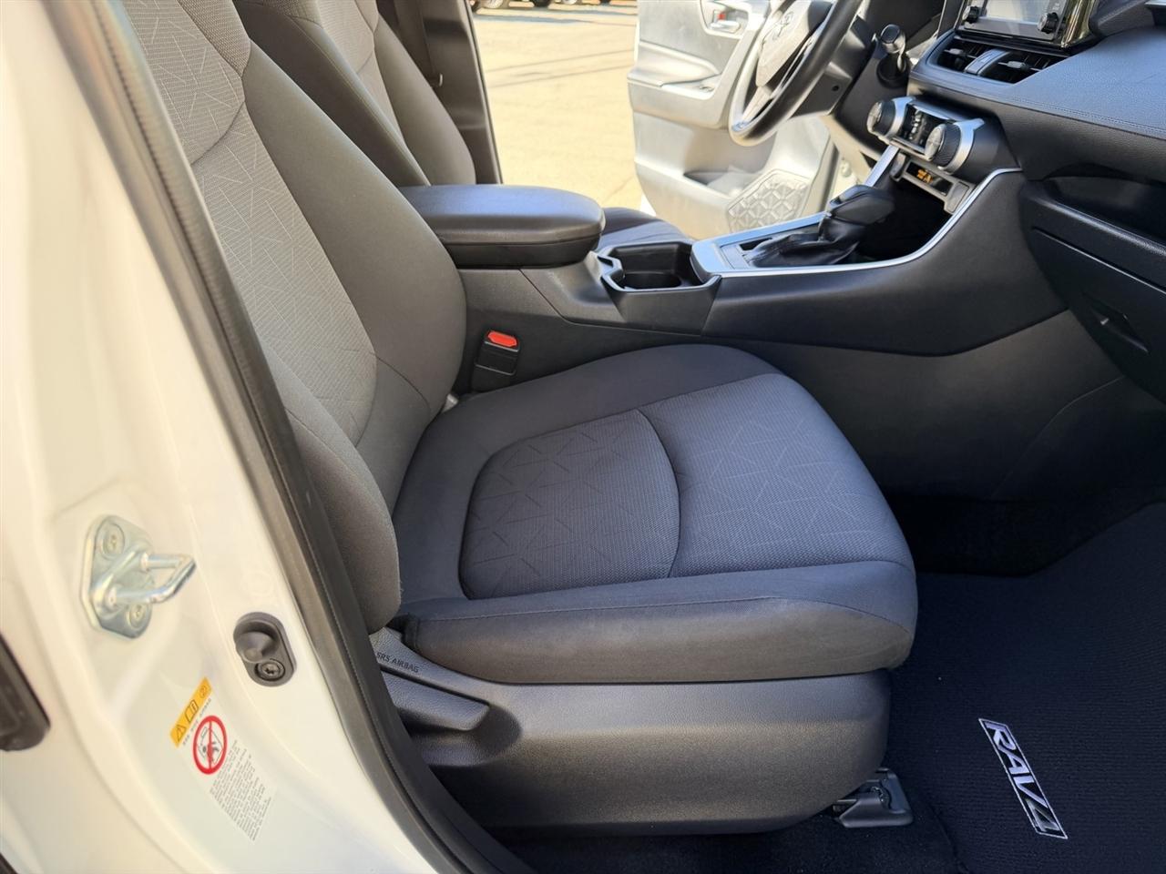 Toyota RAV4 XLE AWD 2019