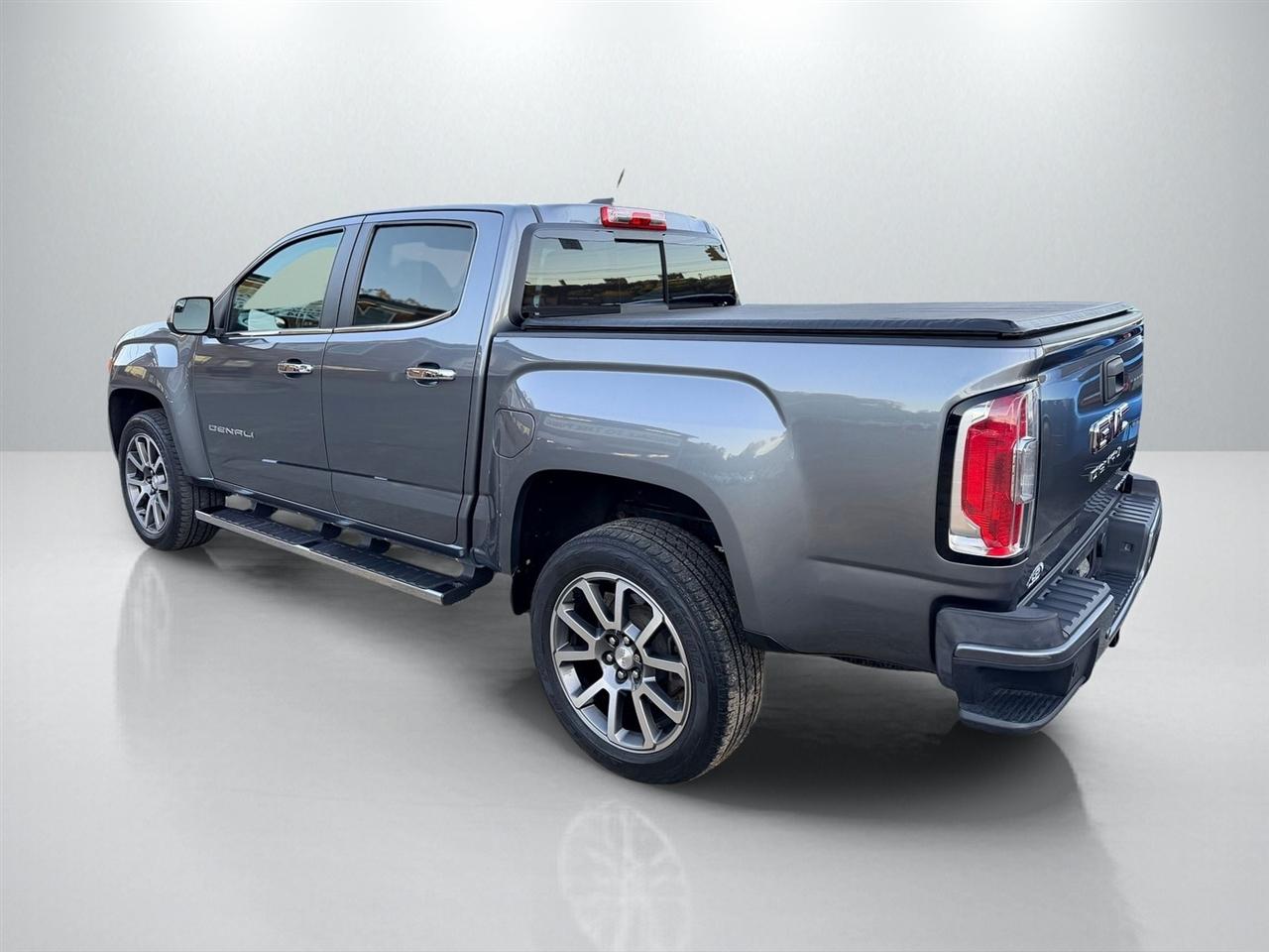GMC Canyon Denali Crew Cab Long Box 4WD 2021