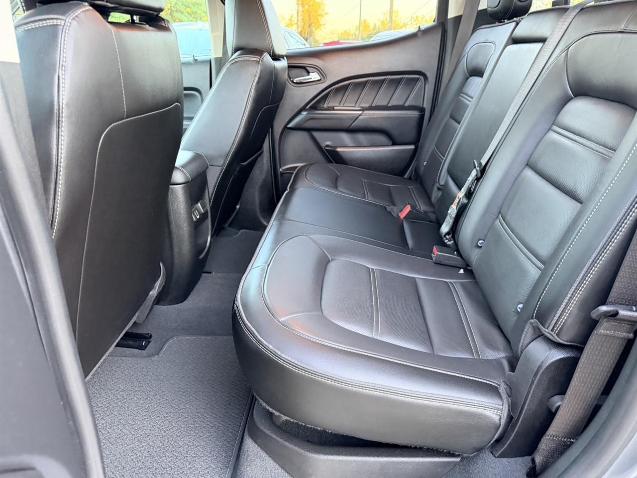 GMC Canyon Denali Crew Cab Long Box 4WD 2021