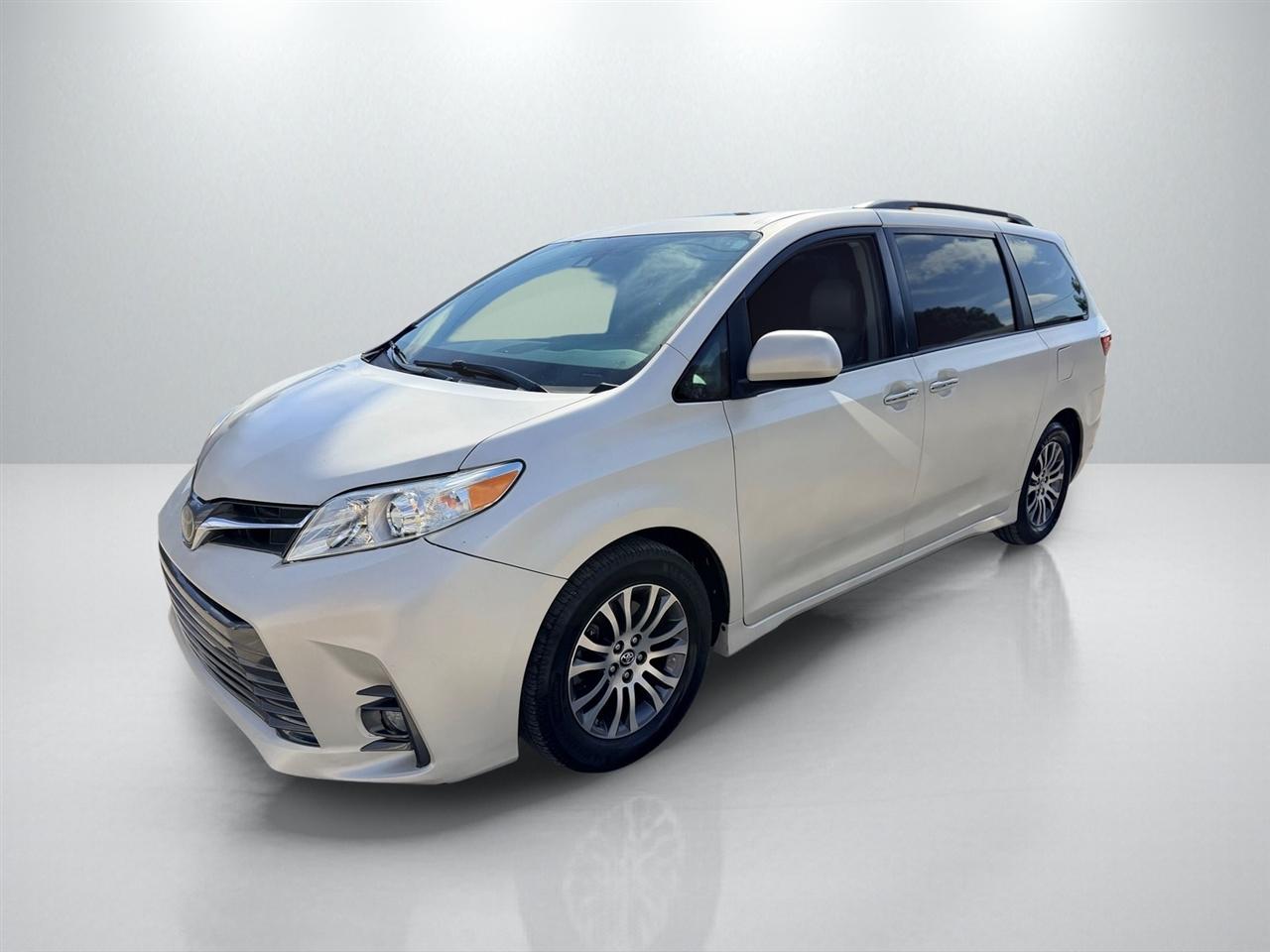 Toyota Sienna Limited Premium 7-Passenger 2018