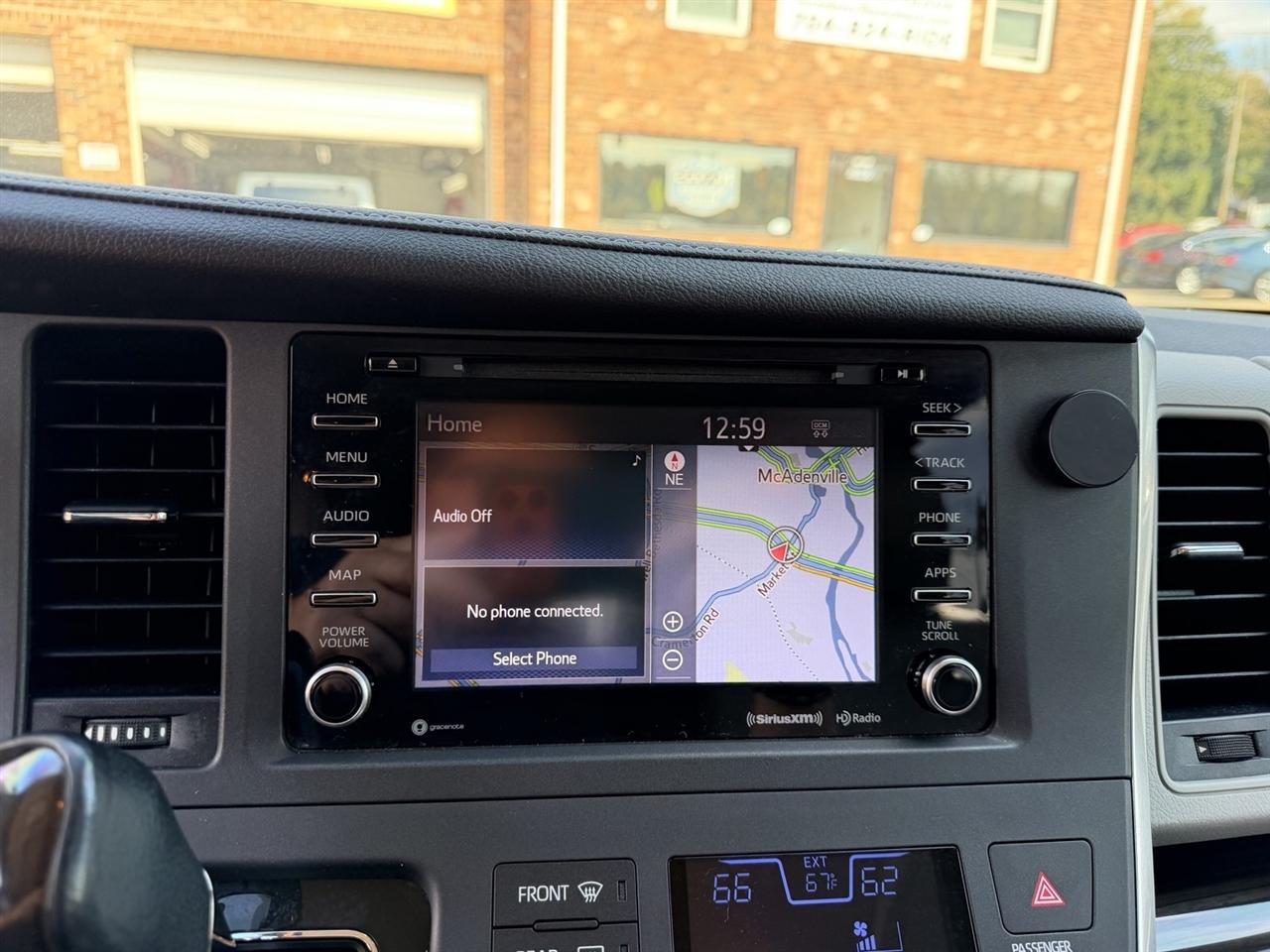 Toyota Sienna Limited Premium 7-Passenger 2018