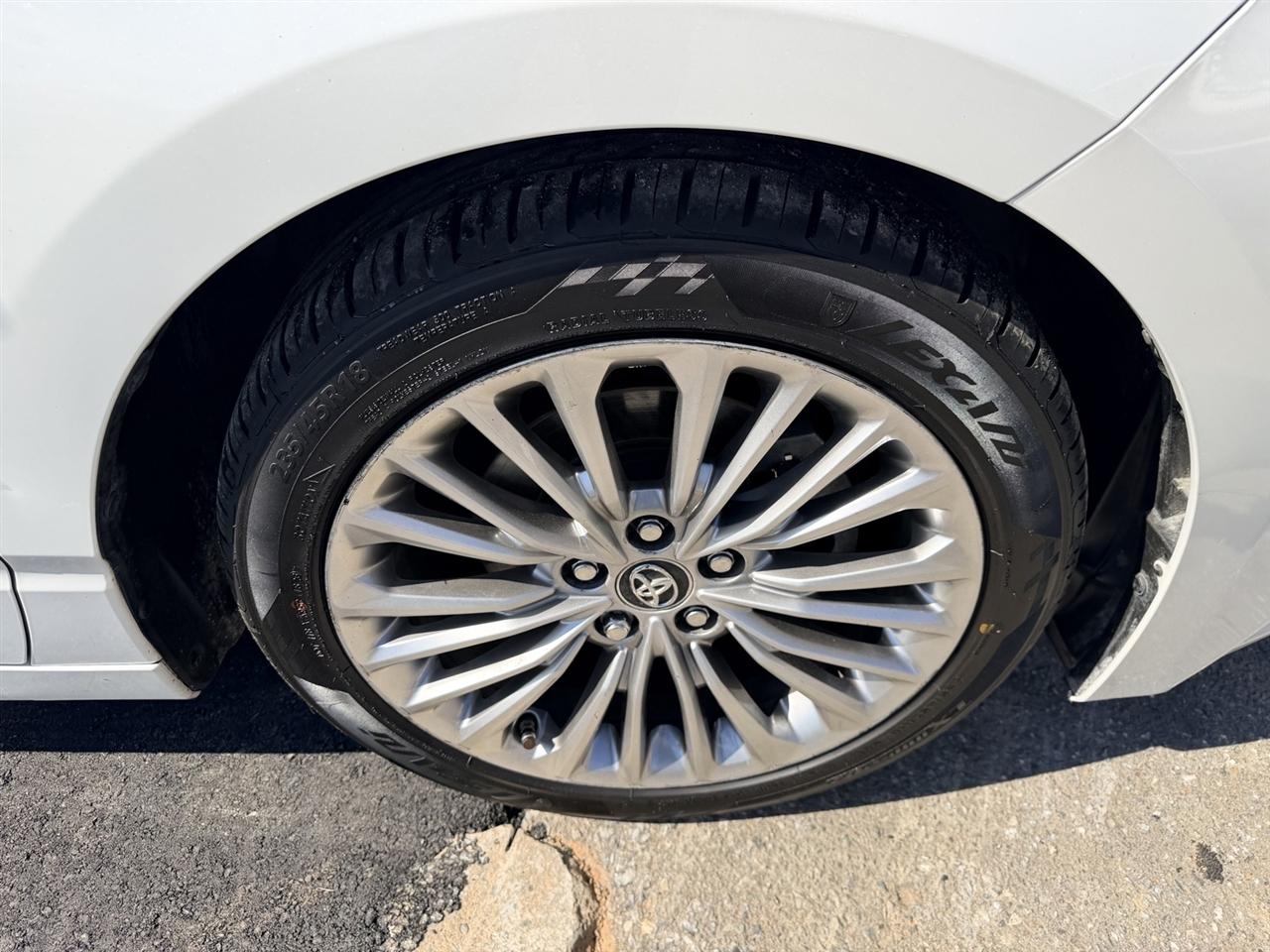Toyota Avalon Limited 2019