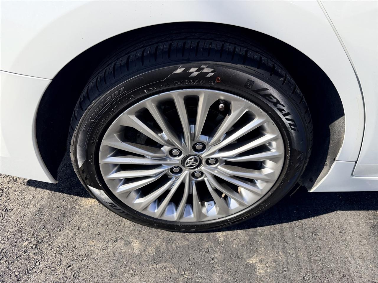 Toyota Avalon Limited 2019