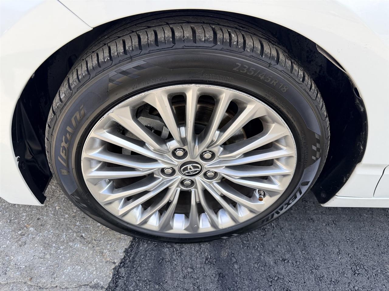 Toyota Avalon Limited 2019