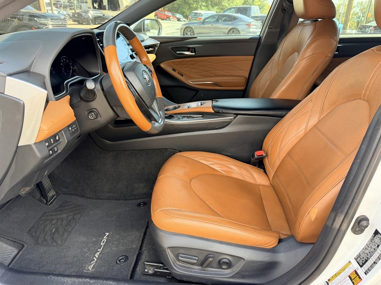 Toyota Avalon Limited 2019