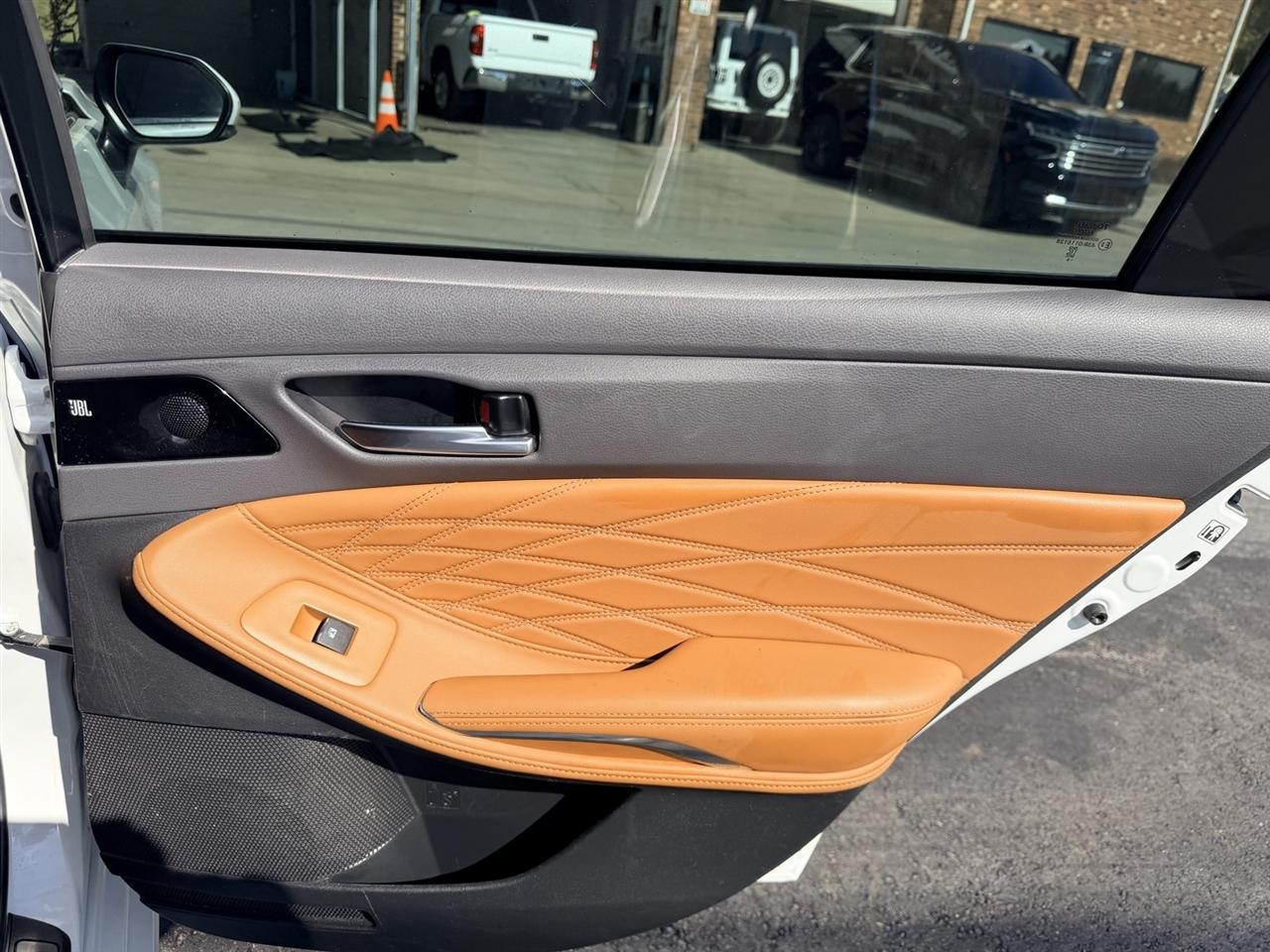 Toyota Avalon Limited 2019