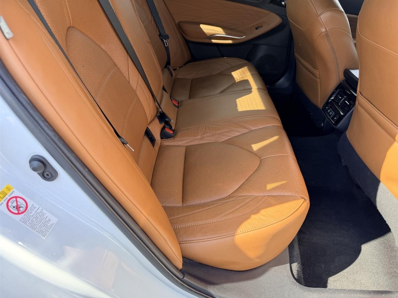 Toyota Avalon Limited 2019