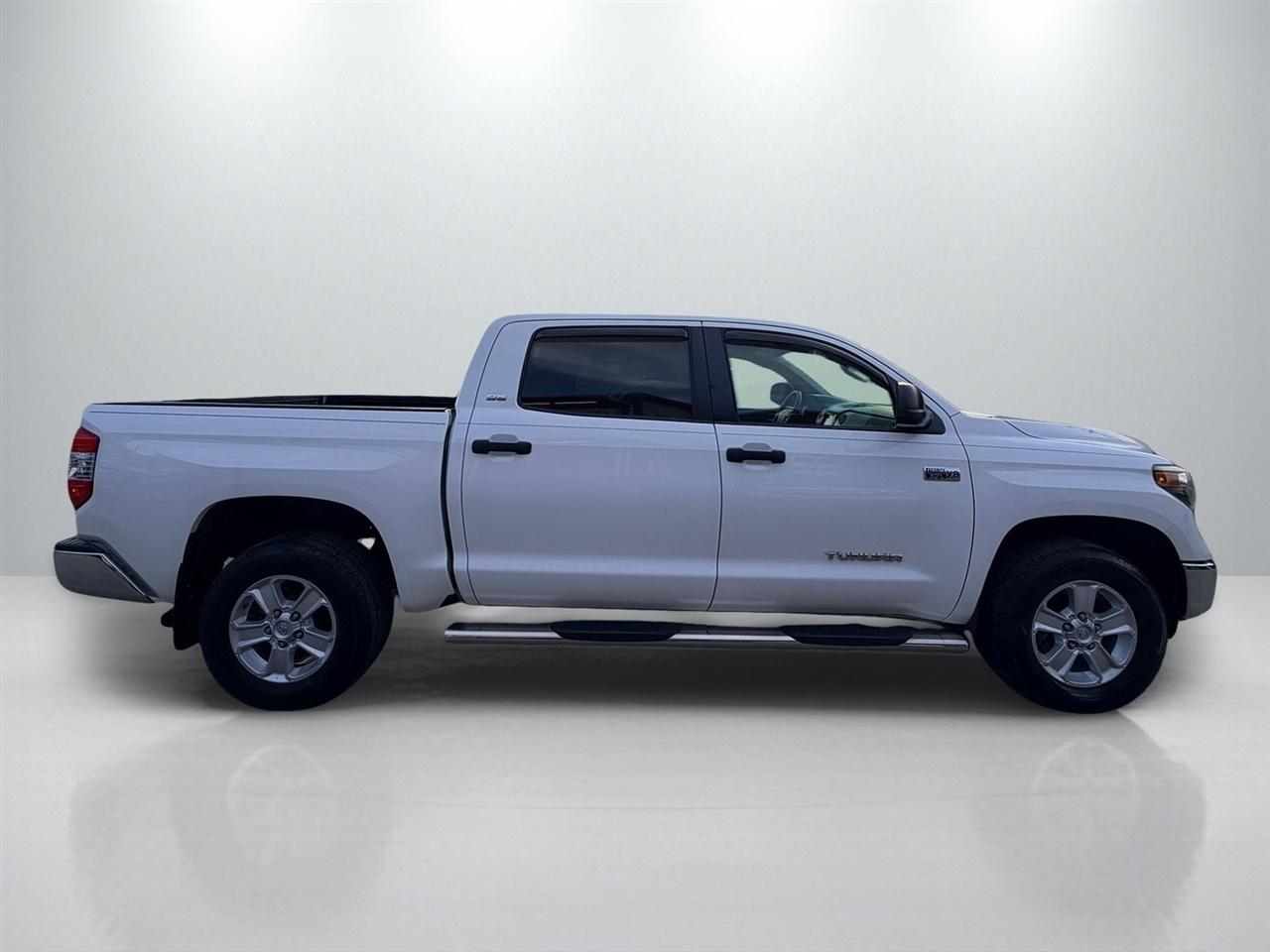 Toyota Tundra SR5 5.7L V8 CrewMax 4WD 2020