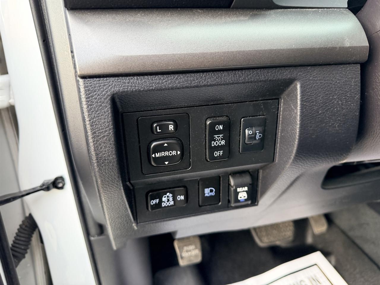 Toyota Tundra SR5 5.7L V8 CrewMax 4WD 2020