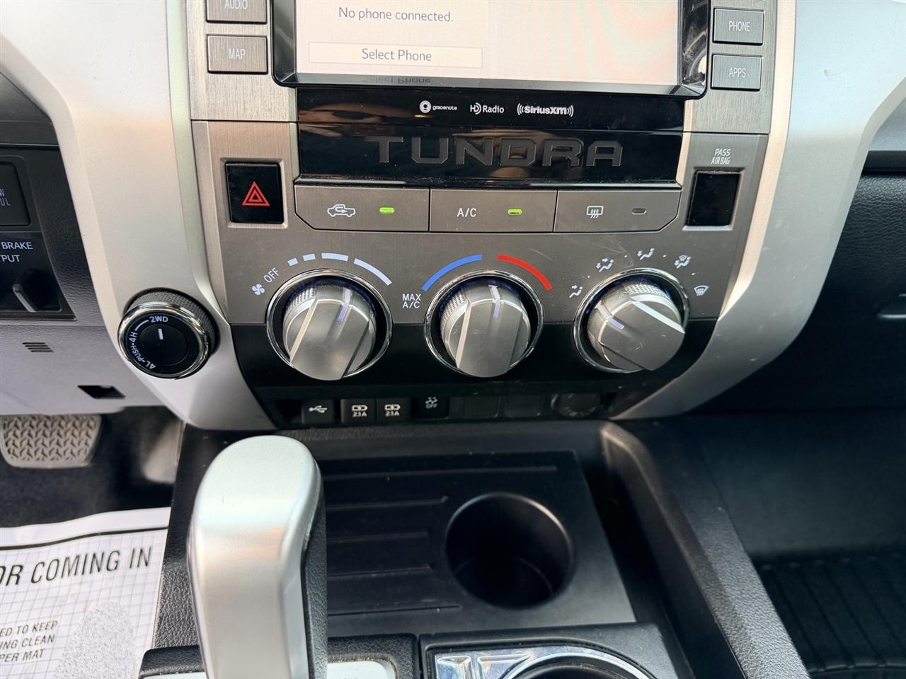 Toyota Tundra SR5 5.7L V8 CrewMax 4WD 2020