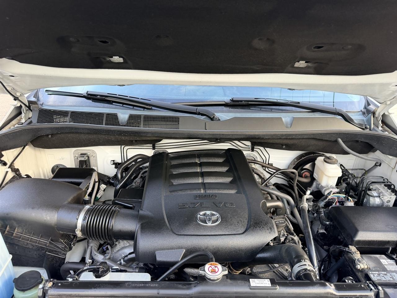 Toyota Tundra SR5 5.7L V8 CrewMax 4WD 2020