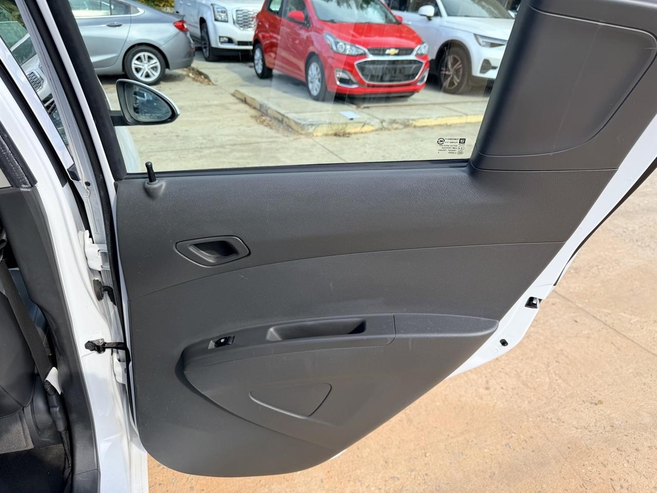 Chevrolet Spark LS CVT 2015
