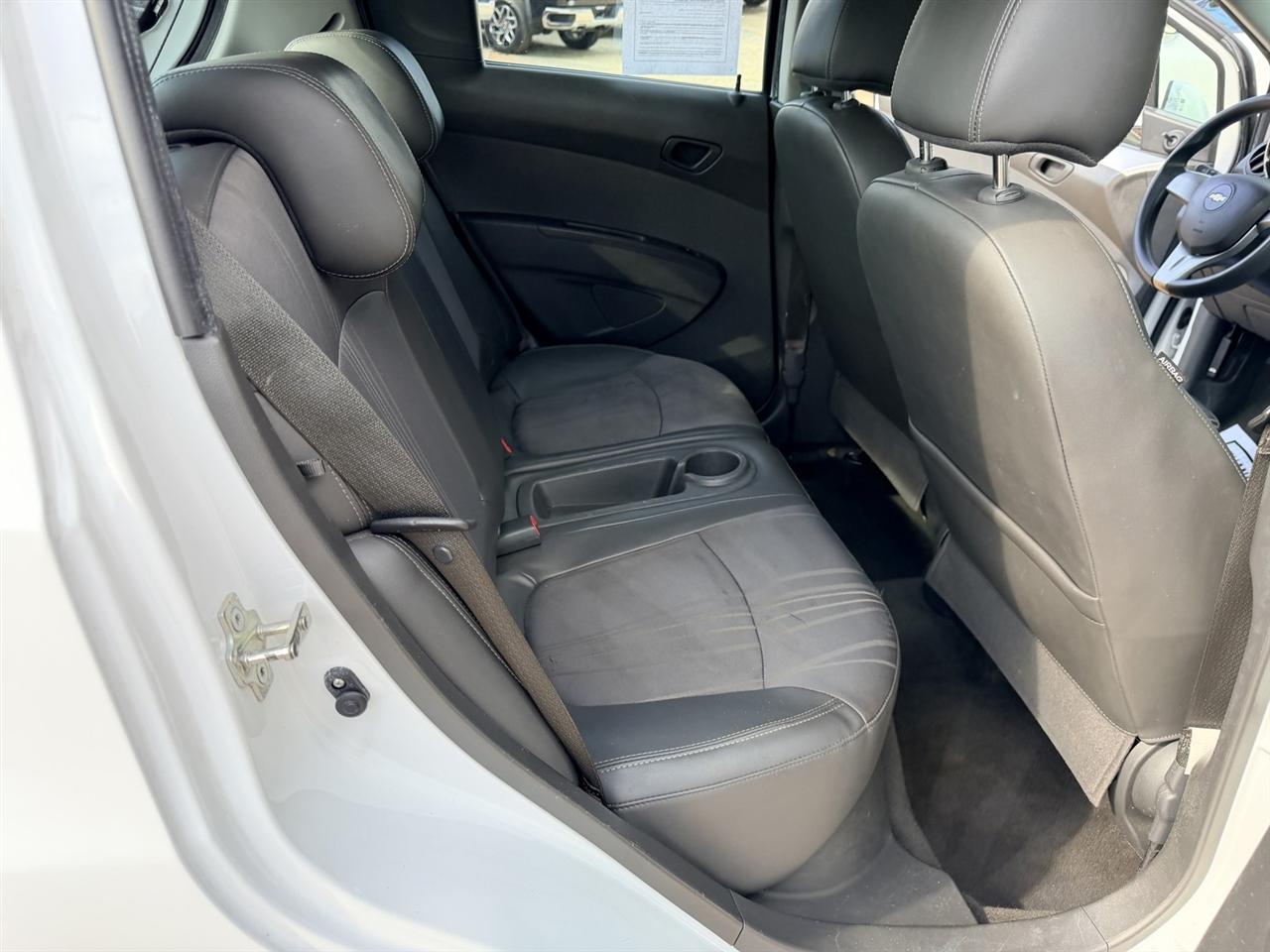 Chevrolet Spark LS CVT 2015