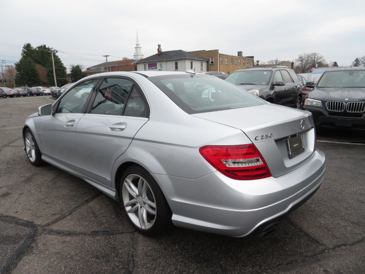 Mercedes-Benz C-Class C250 Luxury Sedan 2012