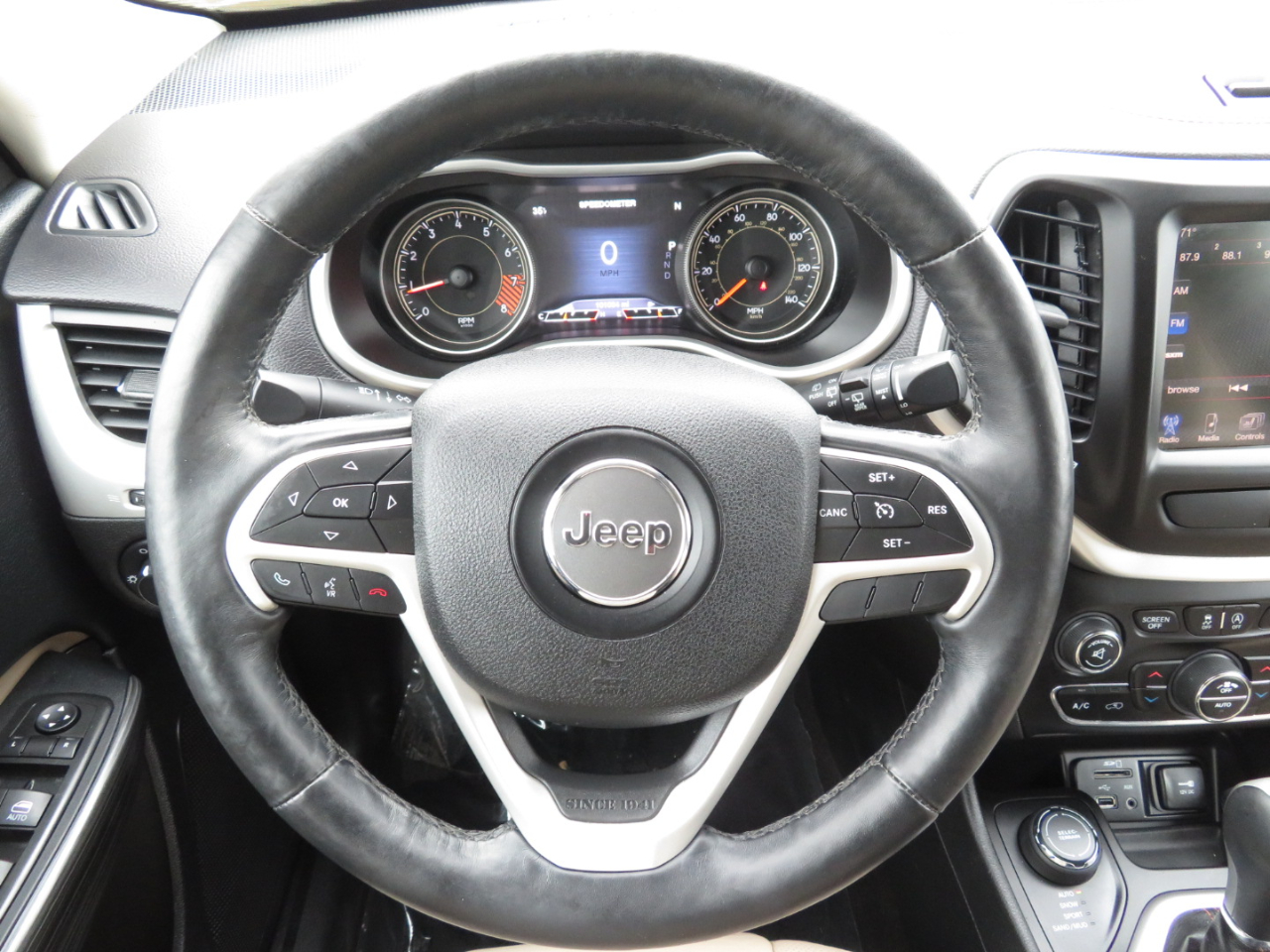 Jeep Cherokee Limited 4WD 2015