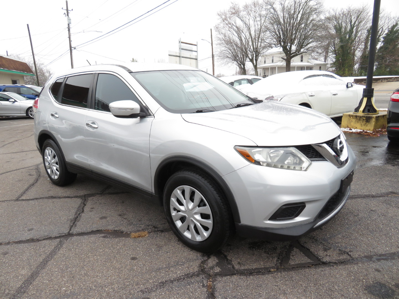 Nissan Rogue S 2WD 2014