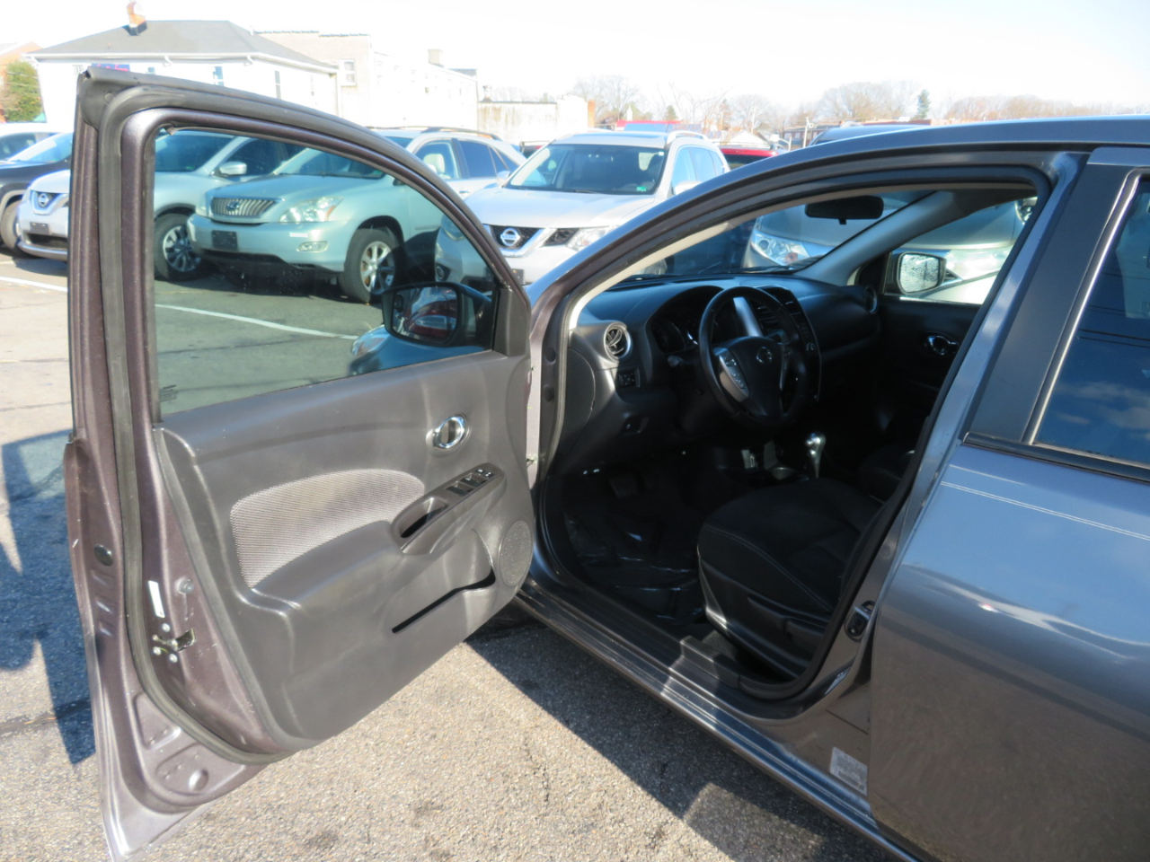 Nissan Versa 1.6 SV Sedan 2017