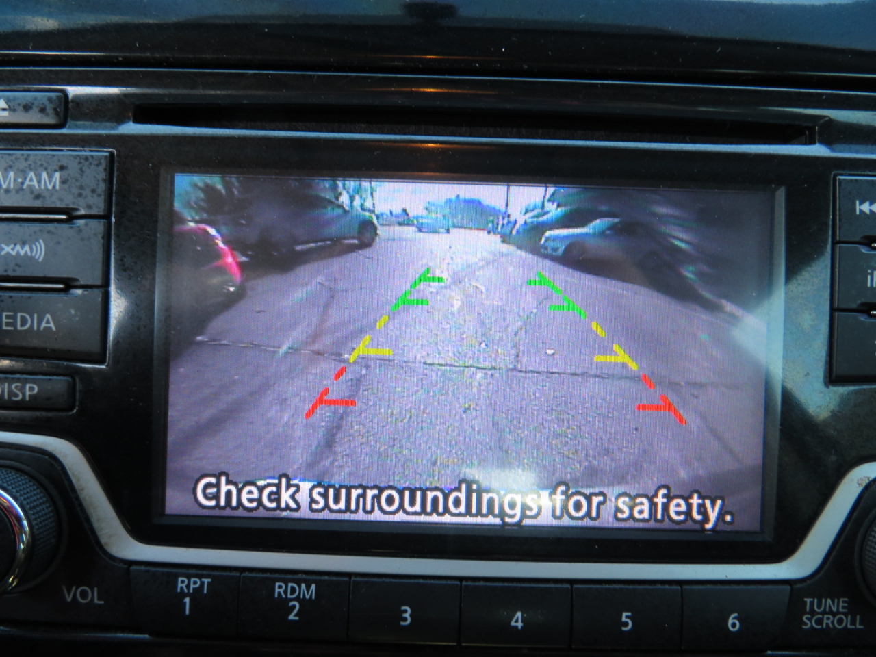 Nissan Versa 1.6 SV Sedan 2017