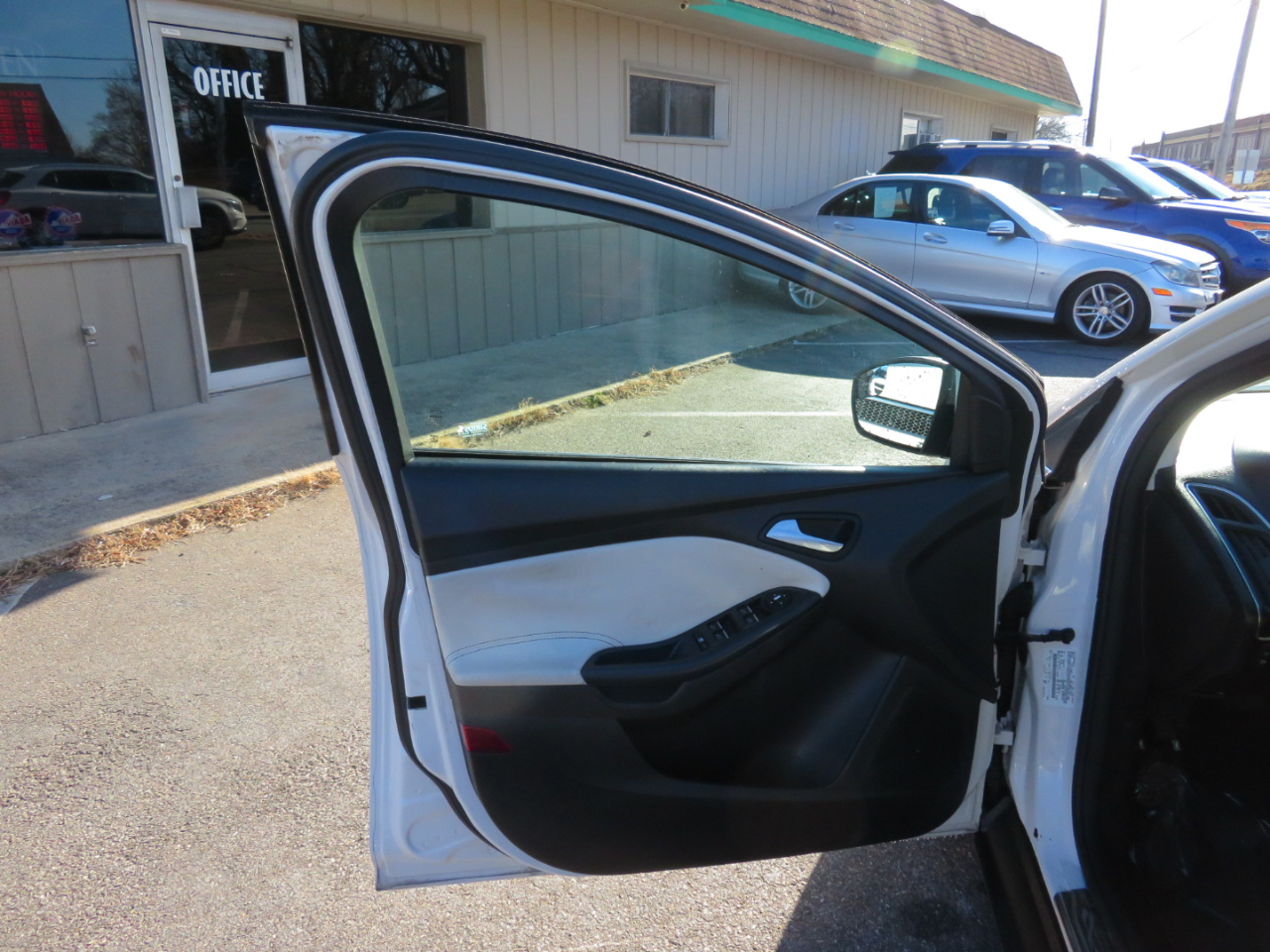 Ford Focus Titanium Hatch 2013