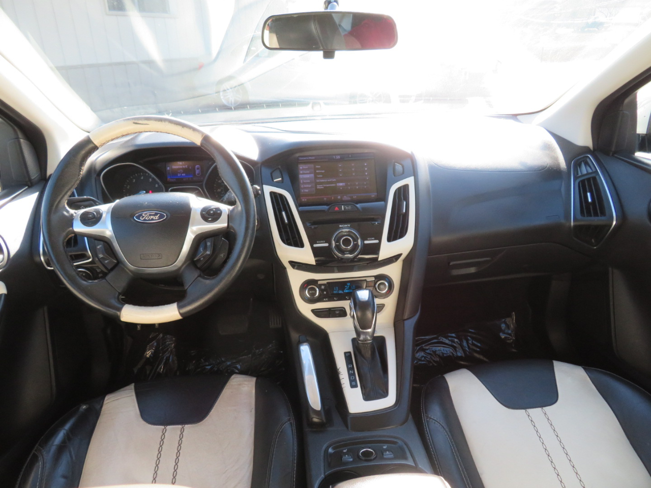 Ford Focus Titanium Hatch 2013