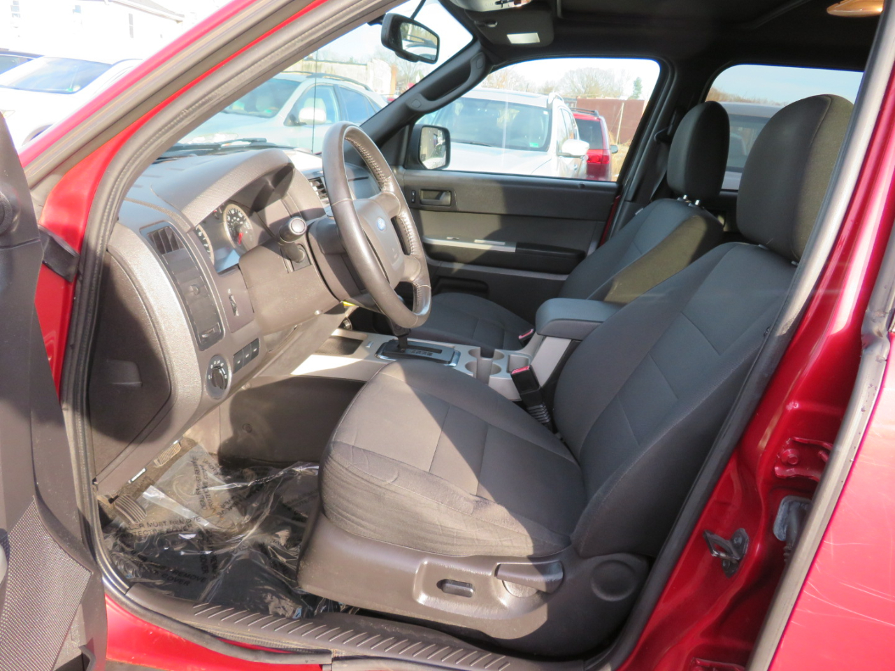 Ford Escape XLT FWD 2011