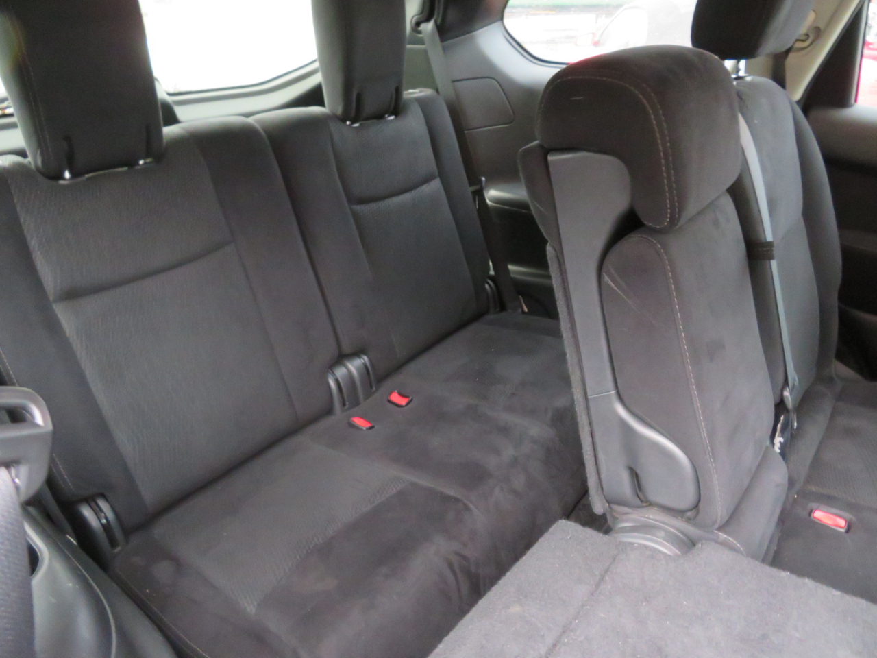 Nissan Pathfinder SV 2WD 2014